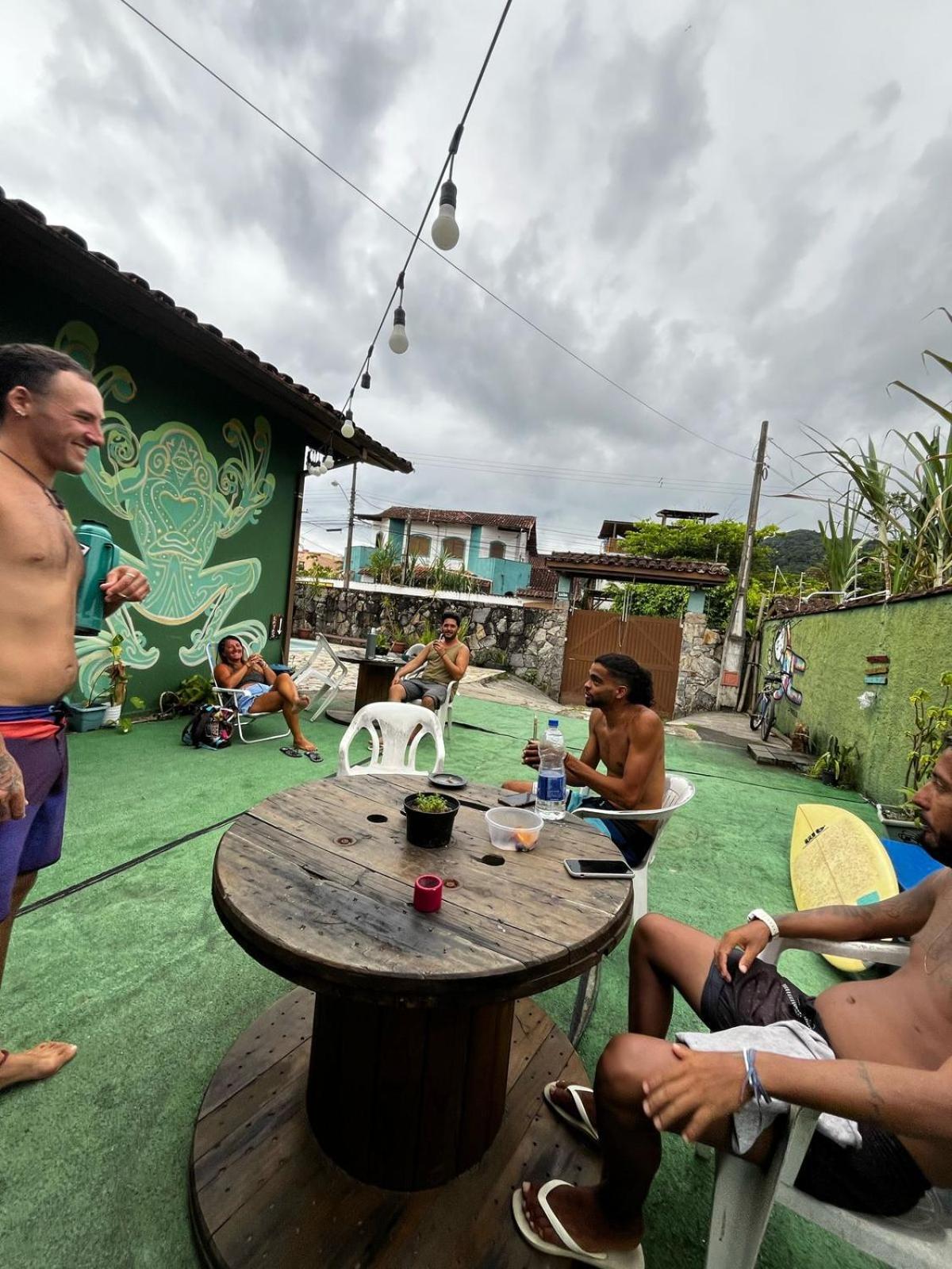 Da Lua Hostel Ubatuba Exteriör bild