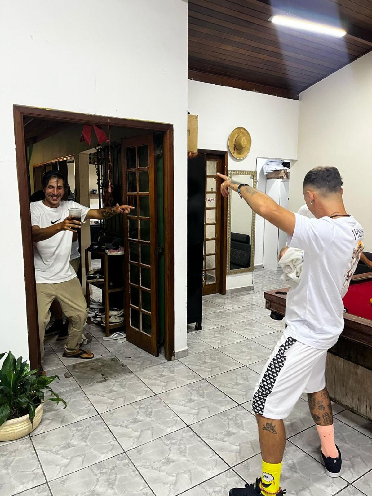 Da Lua Hostel Ubatuba Exteriör bild